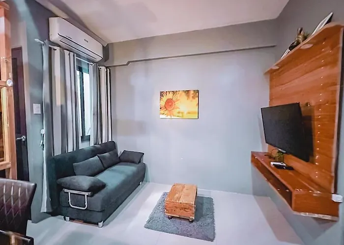 Chillhauz W/pool & Wifi * セブ市